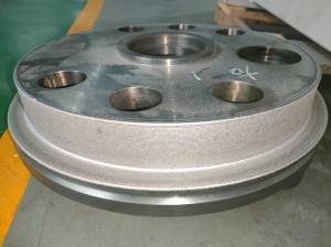 Laser cladding machine for blades