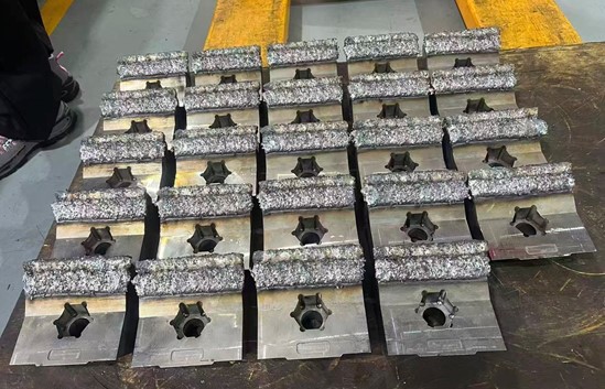 タングステンカーバイドハードフェーシング