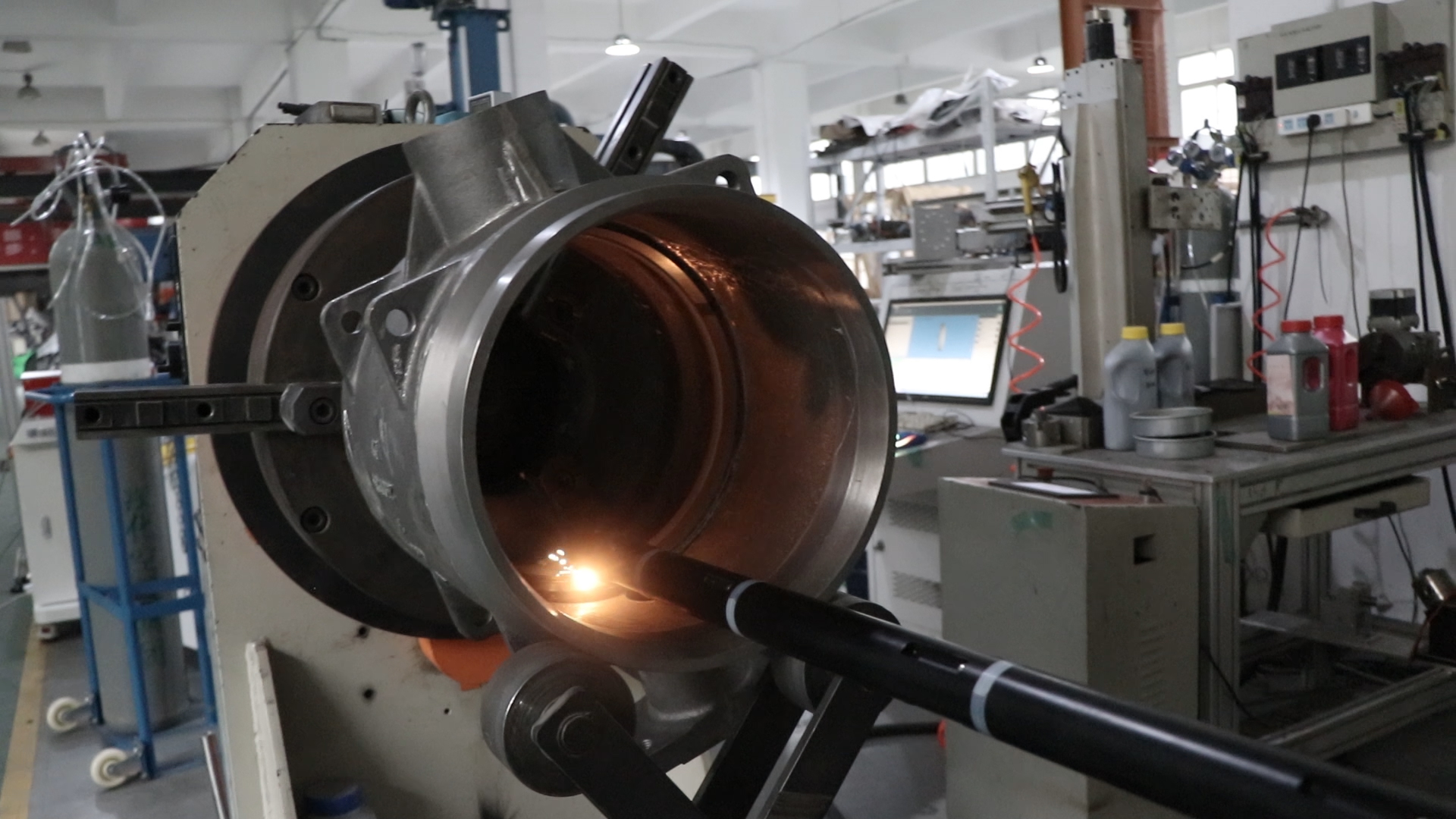 Laser cladding process on valve disc sealing surface for double offset butterfly valve repair