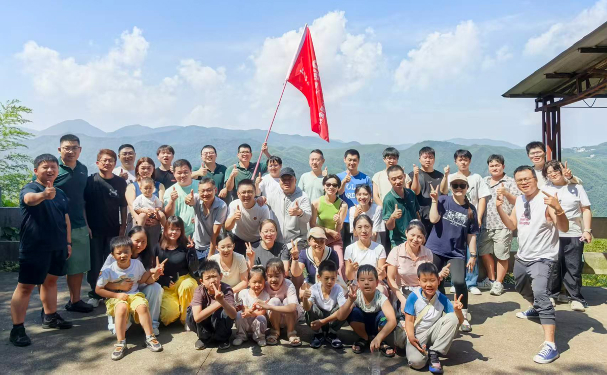 Shanghai Duomu Industry team-building event in Anji for the 2026 Mid-Autumn Festival